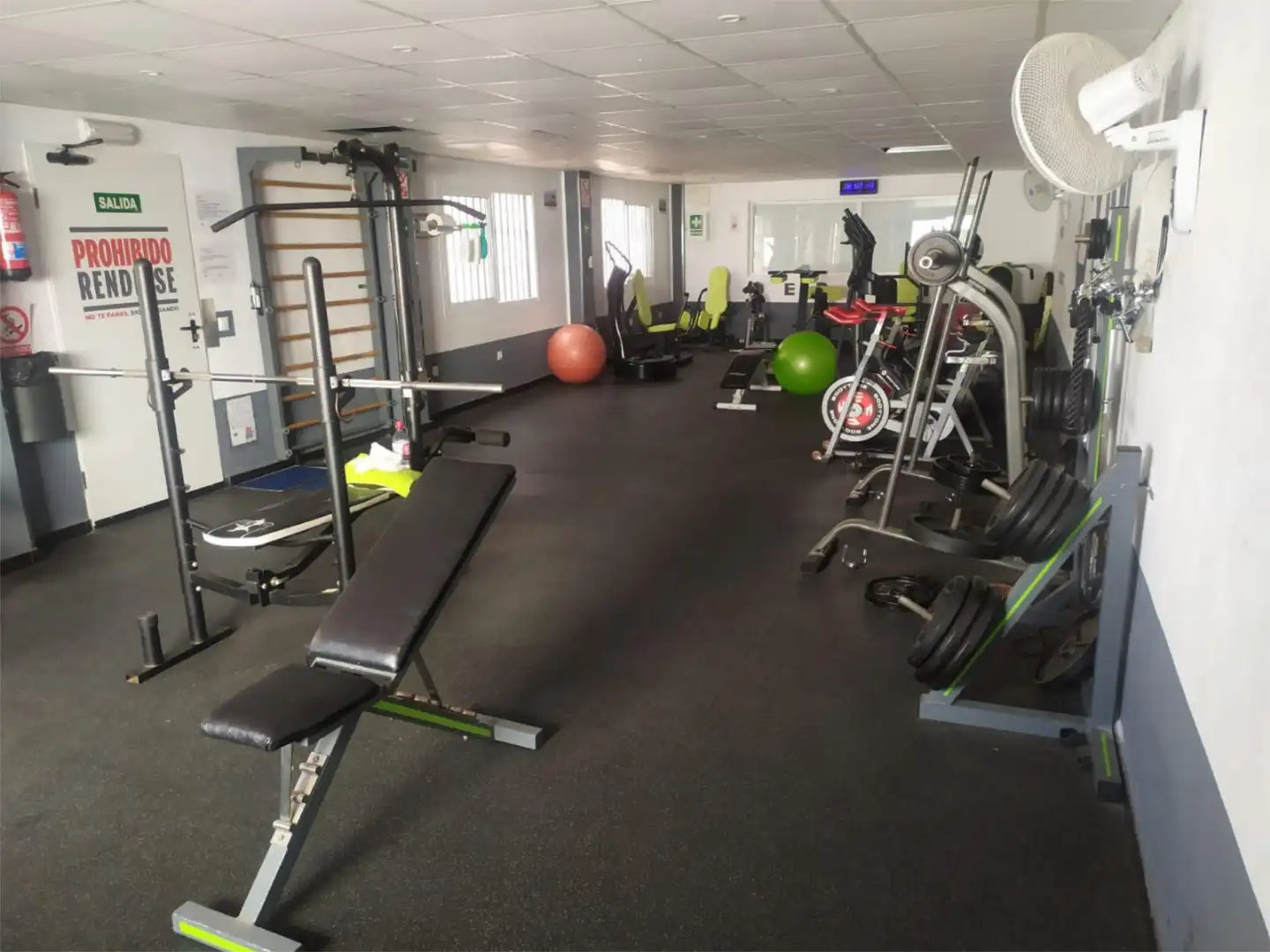 Dúplex de alquiler en Calle Sidney, 237, Altos de Estepona Dúplex de alquiler en Estepona con Aire acondicionado, Calefacción y Jardín privado