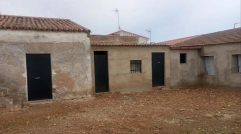 Foto 2 de Casa adosada en venta en Calle Puebla de Alcocer, 5, Villanueva de la Serena, Badajoz