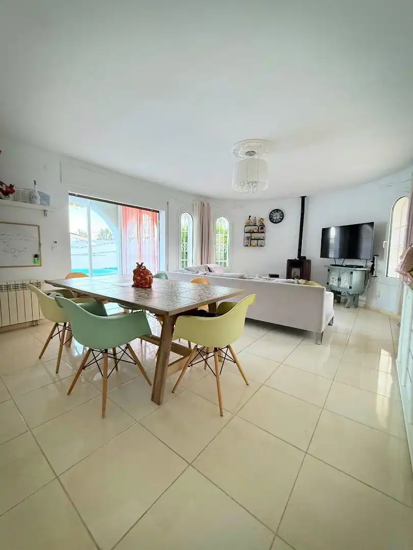 Comedor de Casa o chalet en venta en La Nucia con Aire acondicionado, Calefacción y Jardín privado