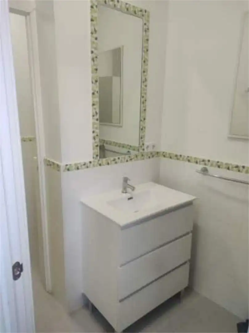 Lofts for sale in Casco histórico Bathroom of Lofts for sale in Alcalá de Henares with Furnished