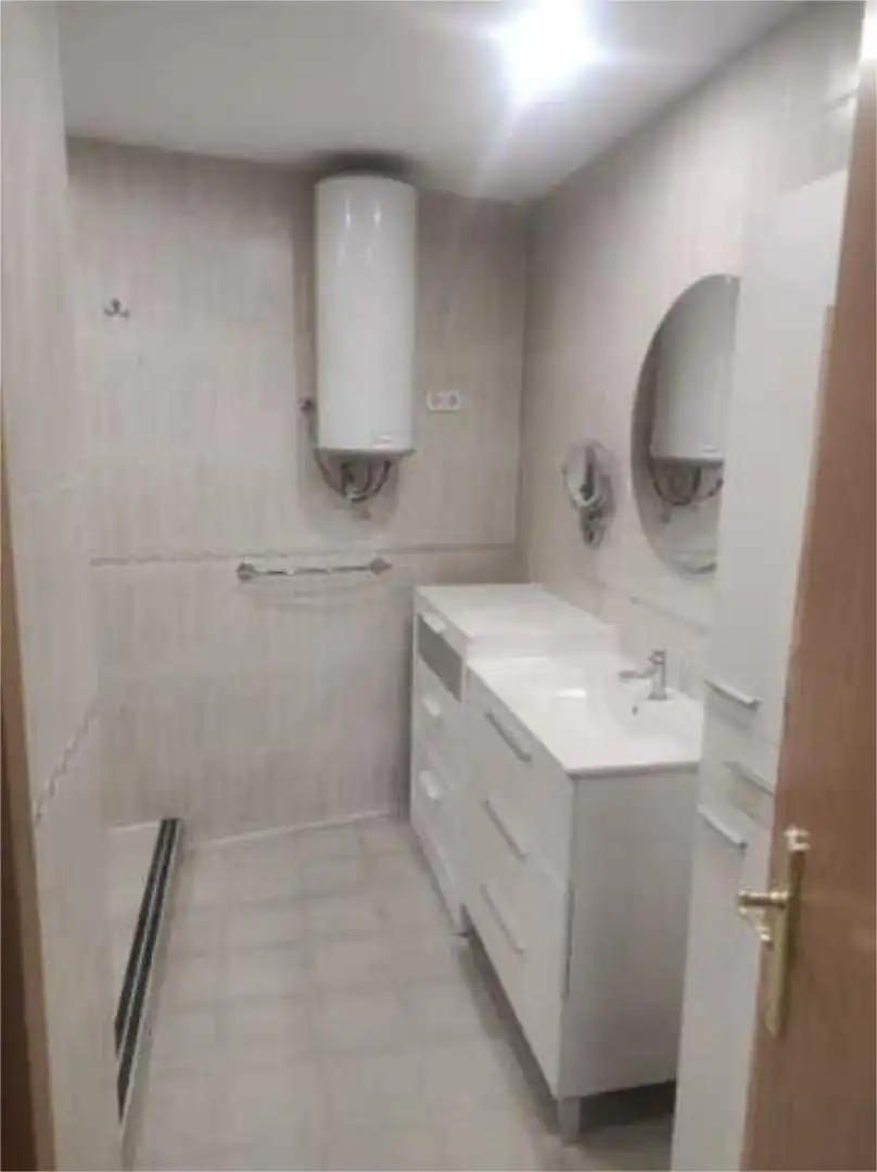 Lofts for sale in Casco histórico Bathroom of Lofts for sale in Alcalá de Henares with Furnished