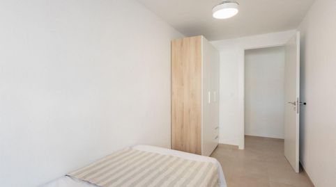 Foto 2 de Habitación en Carrer del Pintor Matarana, 24, Barrio de Benicalap, Valencia Capital
