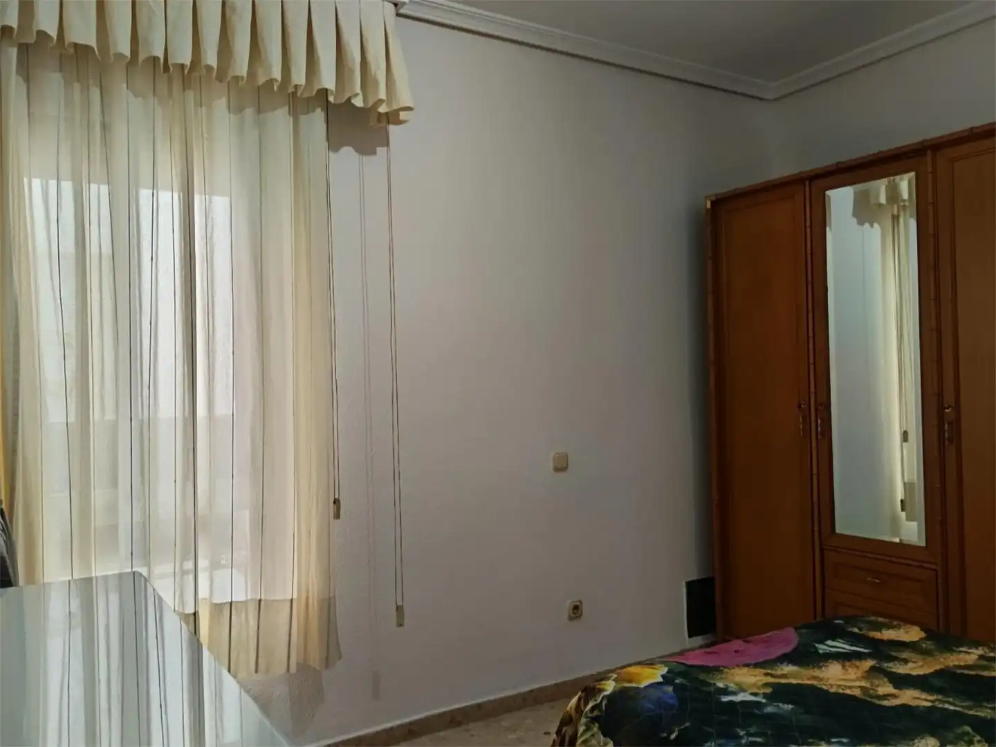 Bedroom of Flat for sale in Sevilla  with Air Conditioner, Terrace and Furnished