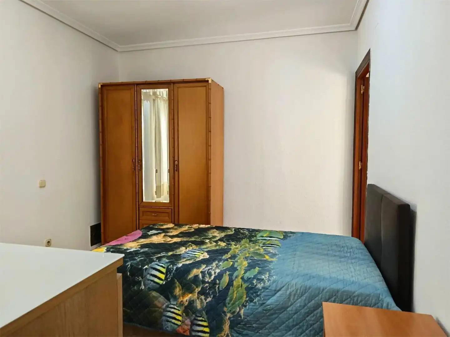 Bedroom of Flat for sale in Sevilla  with Air Conditioner, Terrace and Furnished