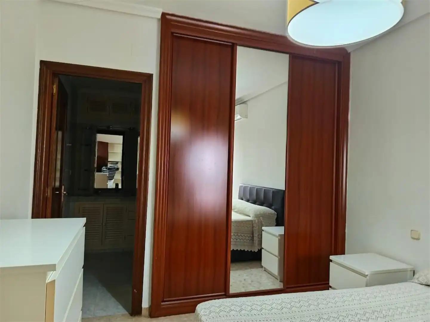 Bedroom of Flat for sale in Sevilla  with Air Conditioner, Terrace and Furnished
