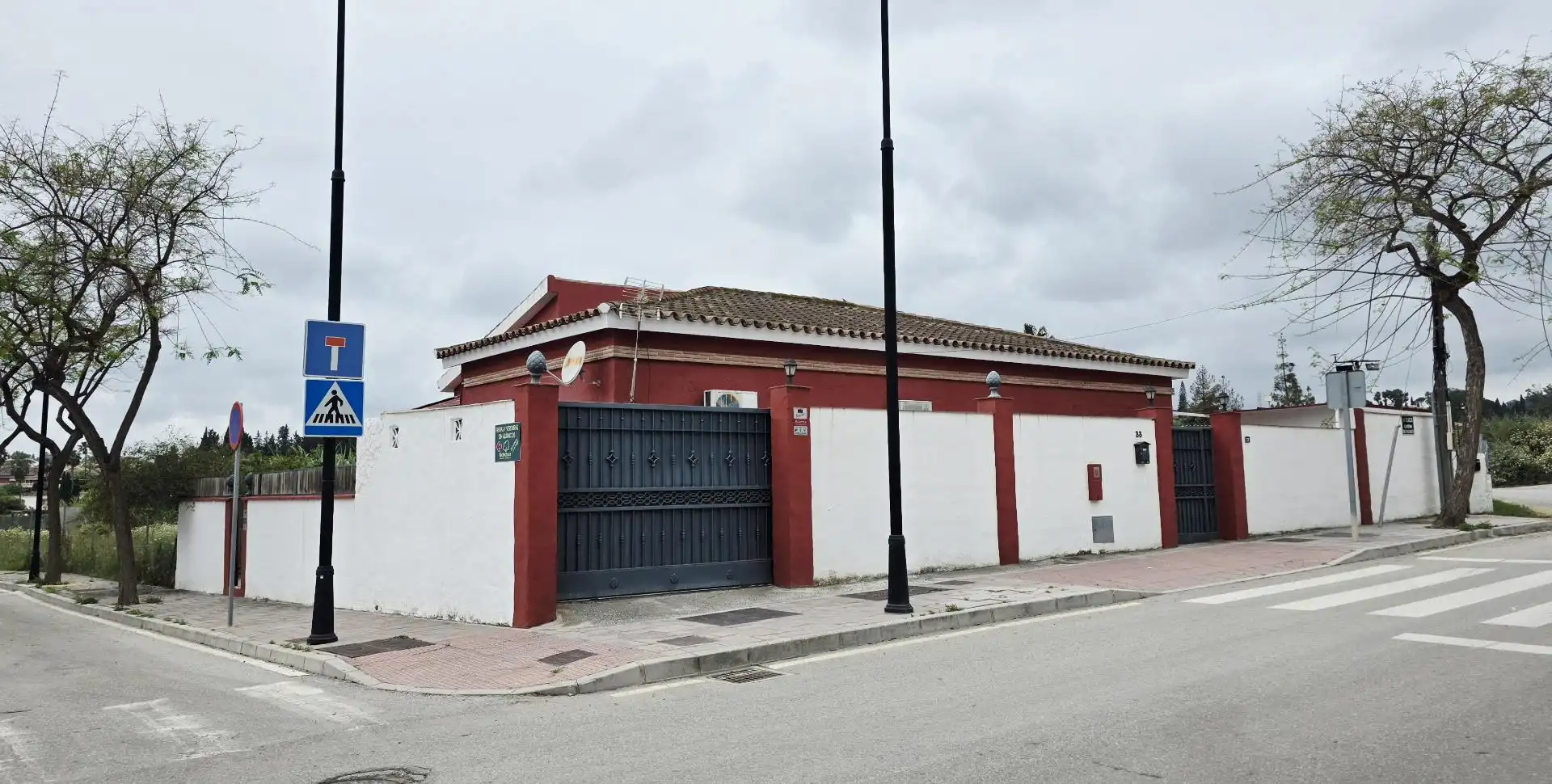 Exterior view of Houses for sale in Fuengirola  with Air Conditioner, Heating and Terrace