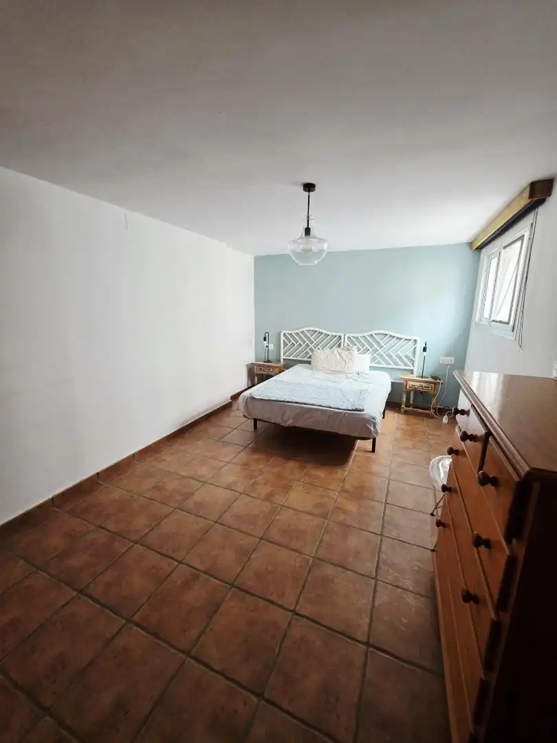 Casa o xalet en venda a Terreno UR-14 Rosilla Cerrocampoy, 111, Los Pacos Dormitori de Casa o xalet en venda en Fuengirola amb Aire condicionat, Calefacció i Terrassa