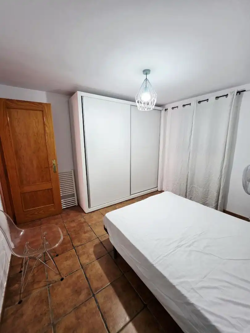 Casa o xalet en venda a Terreno UR-14 Rosilla Cerrocampoy, 111, Los Pacos Dormitori de Casa o xalet en venda en Fuengirola amb Aire condicionat, Calefacció i Terrassa