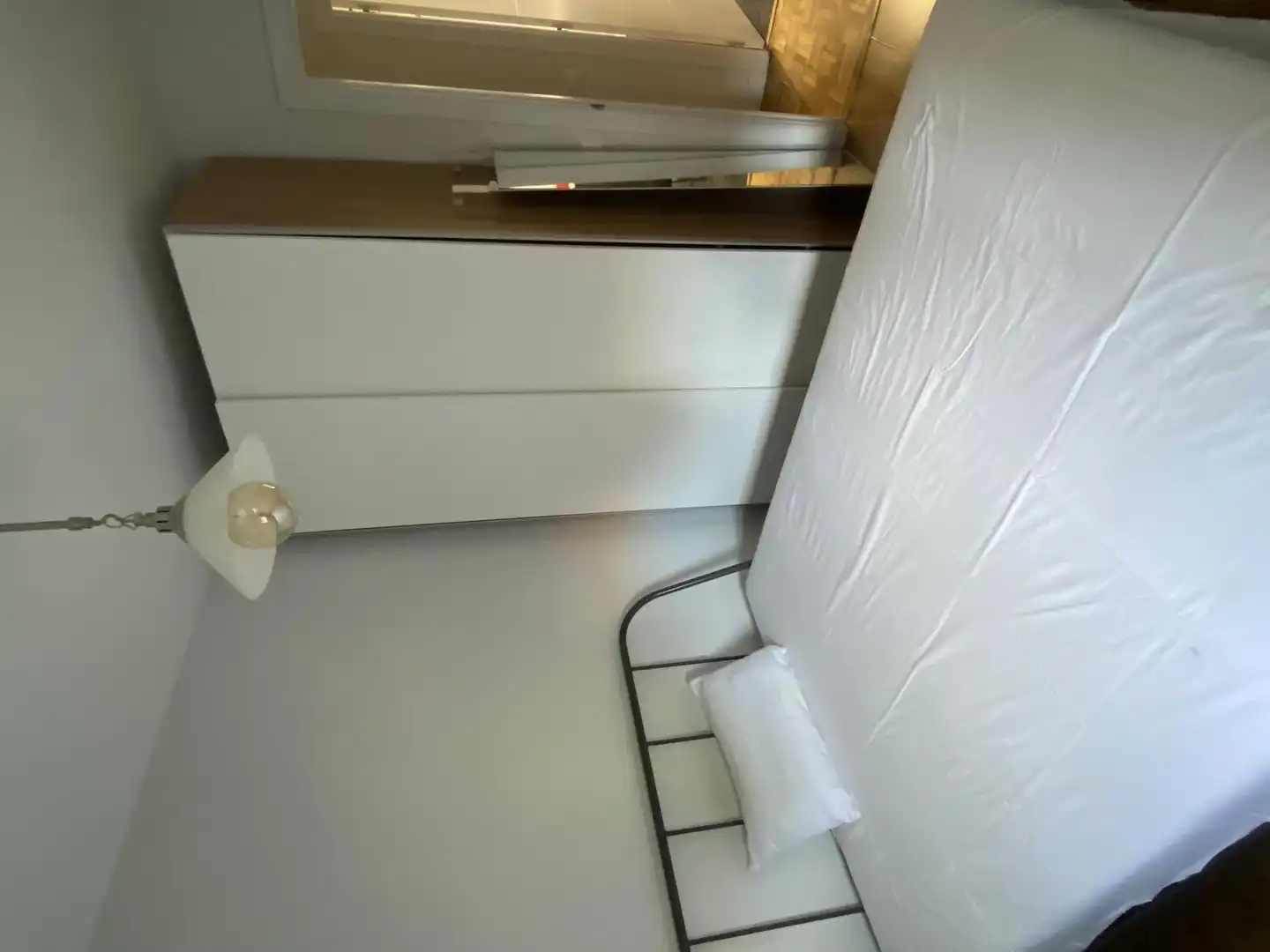 Flat for rent in Calle del Balandro, 3, Alameda de Osuna Bedroom of Flat for rent in Madrid with Air Conditioner, Heating and Private garden