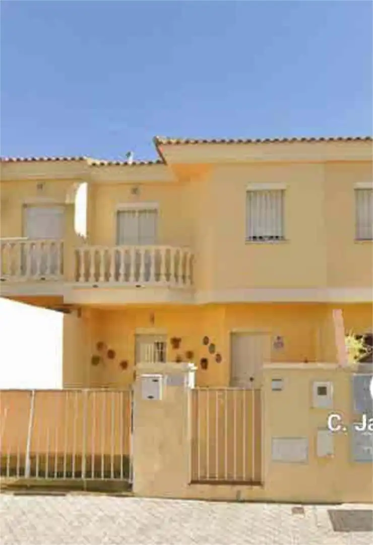 Vista exterior de Casa o chalet en venta en Mairena del Alcor con Terraza