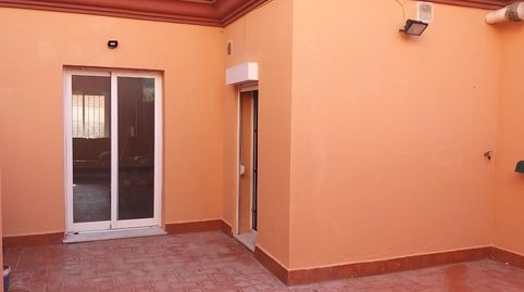 Foto 3 de Casa adosada de alquiler en Calle Tulipan, 12, El Zabal - Santa Margarita, La Línea de la Concepción