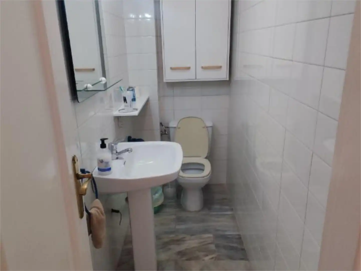 Habitació a Calle Mozart, 1, Jun Bany de Casa o xalet per a compartir en Jun amb Aire condicionat, Calefacció i Jardí privat