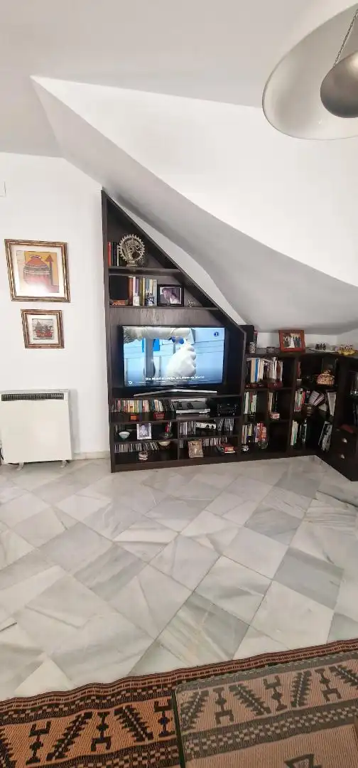 Casa adosada en venda a Calle Magnolios, 4, Peligros Sala d'estar de Casa adosada en venda en Peligros amb Aire condicionat i Piscina