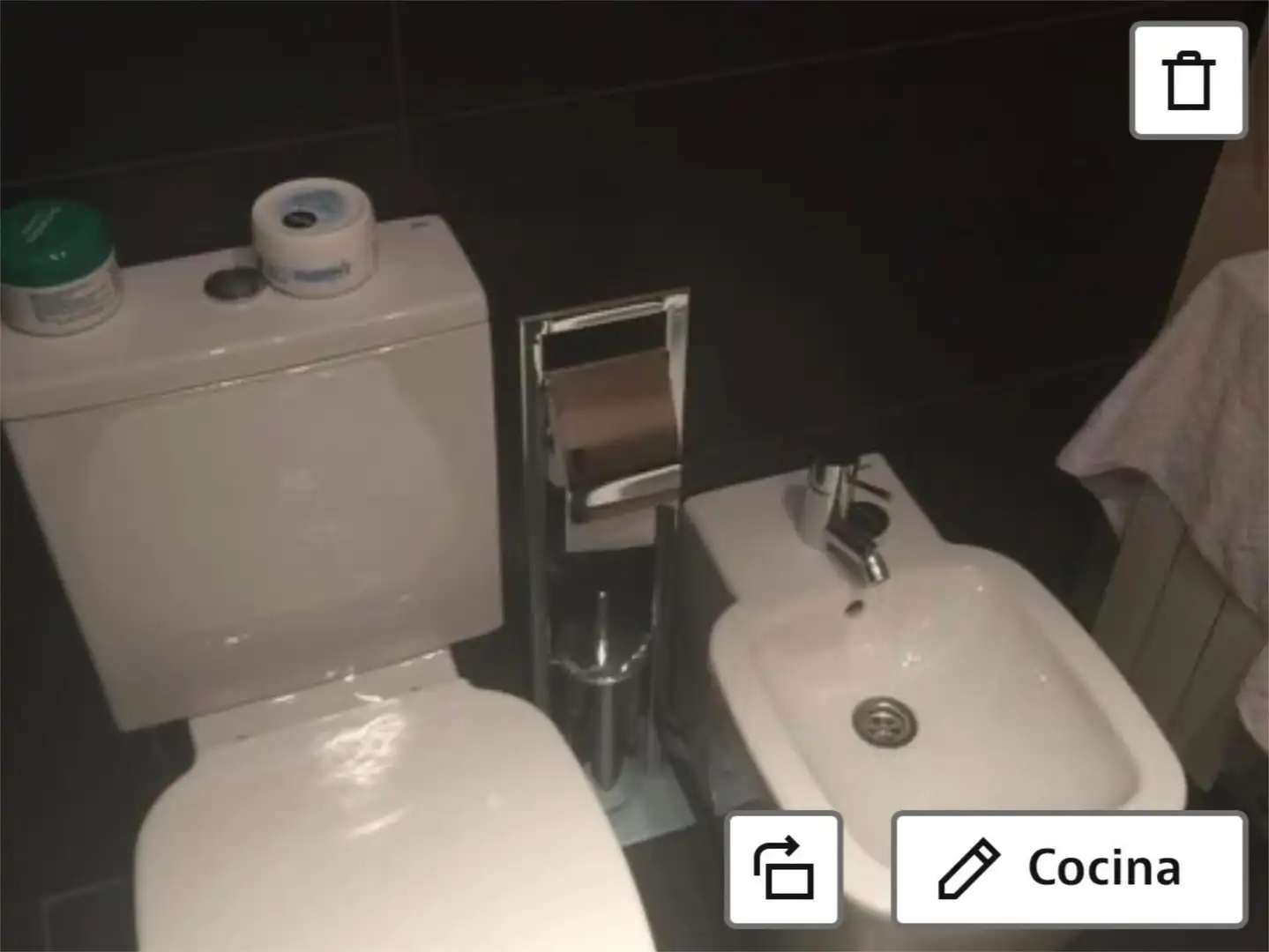 Piso en venta en Calle Berlín, 16, Parque Oeste - Fuente Cisneros Baño de Piso en venta en Alcorcón con Aire acondicionado, Terraza y Piscina