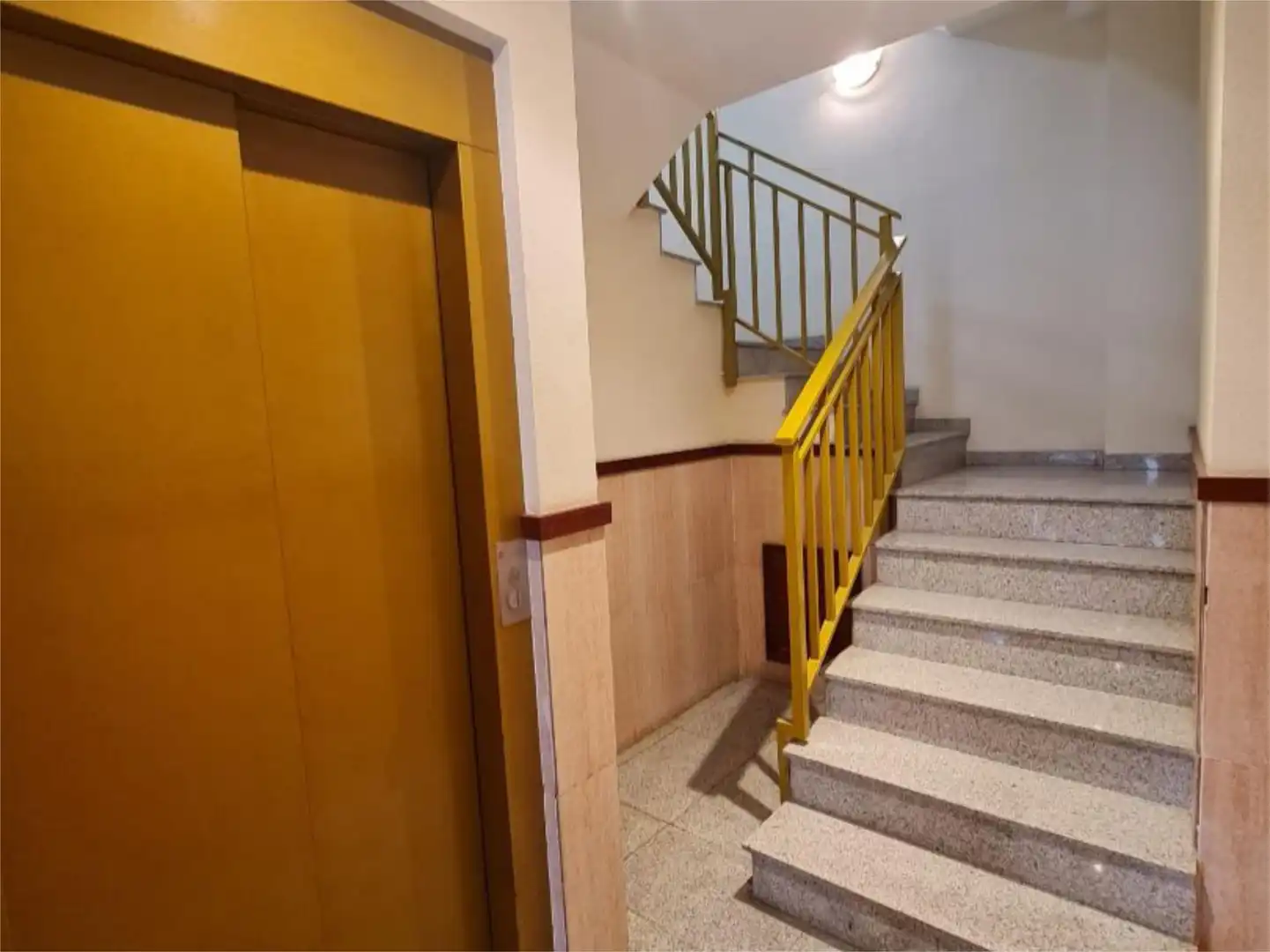 Wohnung zum Verkauf in Centre Wohnung zum Verkauf in Rubí mit Klimaanlage, Terrasse und Balkon