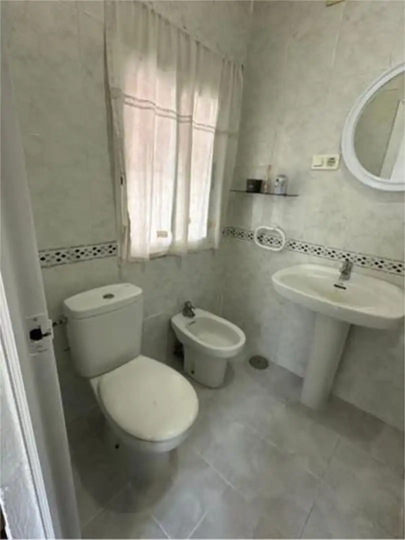 Apartamento de alquiler en Hipódromo Baño de Apartamento de alquiler en Melilla con Terraza