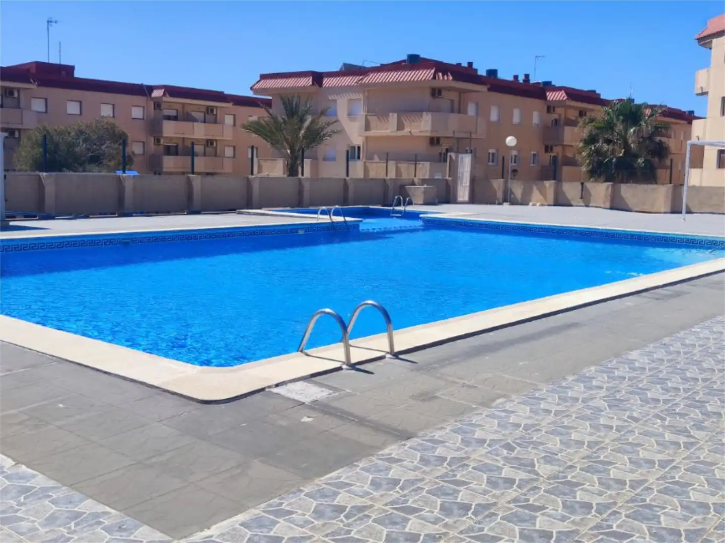 Piscina de Piso en venta en La Manga del Mar Menor con Aire acondicionado, Terraza y Piscina