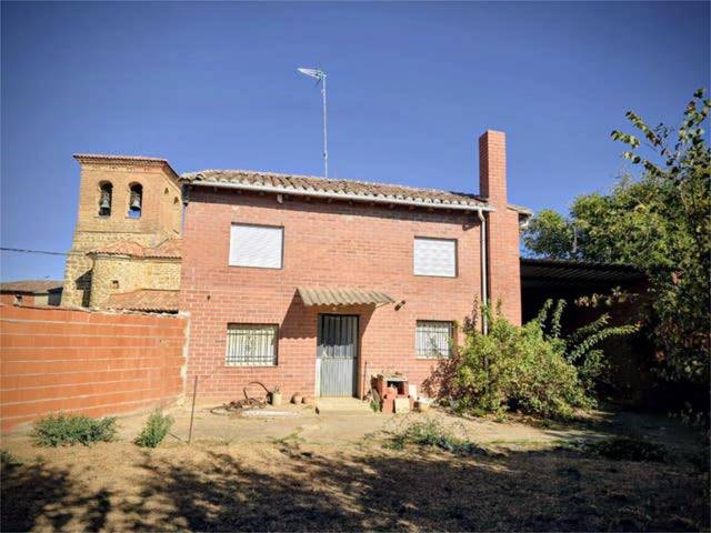 Casa-chalet en Venta en Villazanzo de Valderaduey