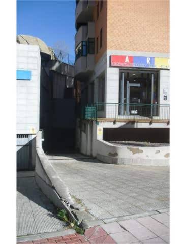 Garaje en Alquiler en Universidad