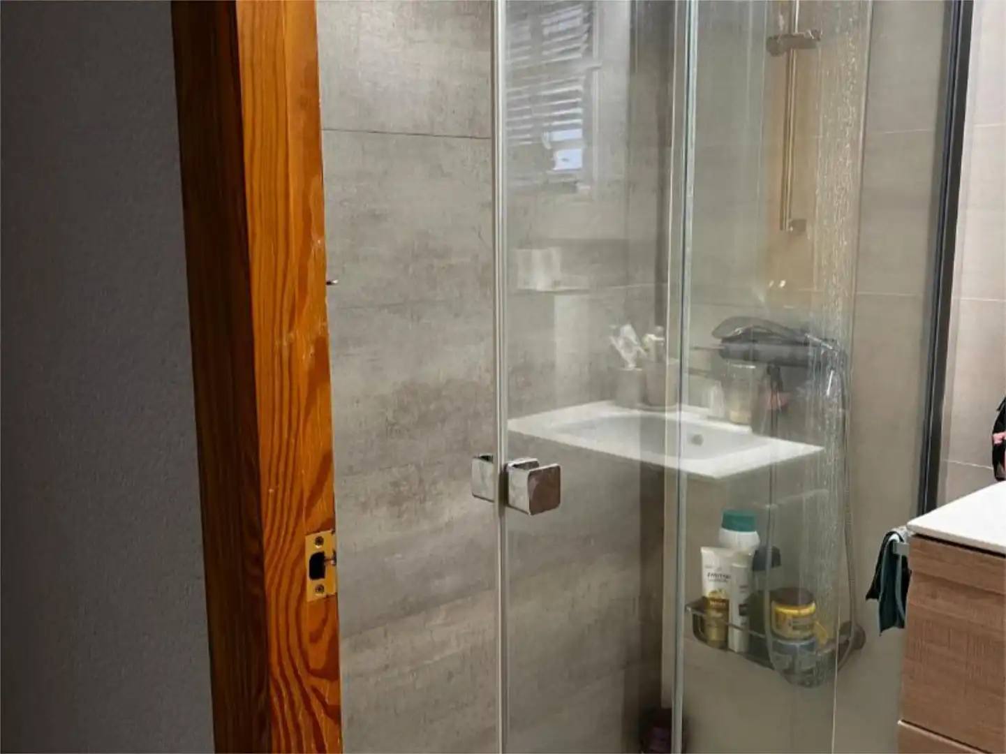 Habitación en Carrer del Doctor Ferran, 16, Rafalafena Baño de Piso para compartir en Castellón de la Plana / Castelló de la Plana con Calefacción y Amueblado