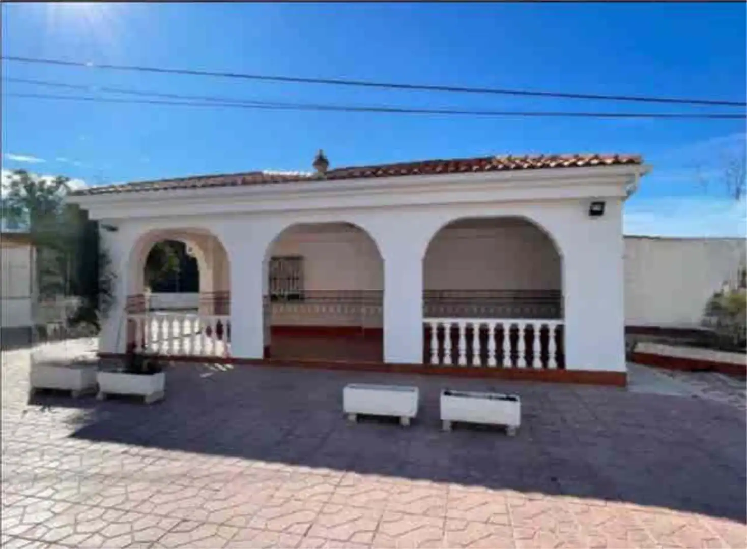 Vista exterior de Casa adosada en venta en Elche / Elx con Calefacción, Jardín privado y Terraza