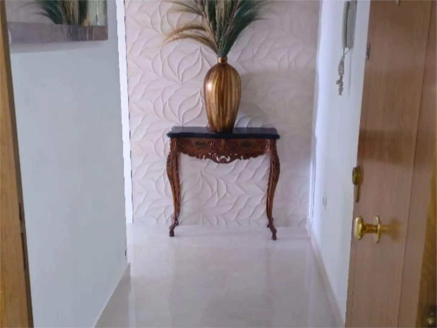 Piso en venta en Camino de los Parrales, 121, Aguadulce Sur Piso en venta en Roquetas de Mar con Piscina y Amueblado