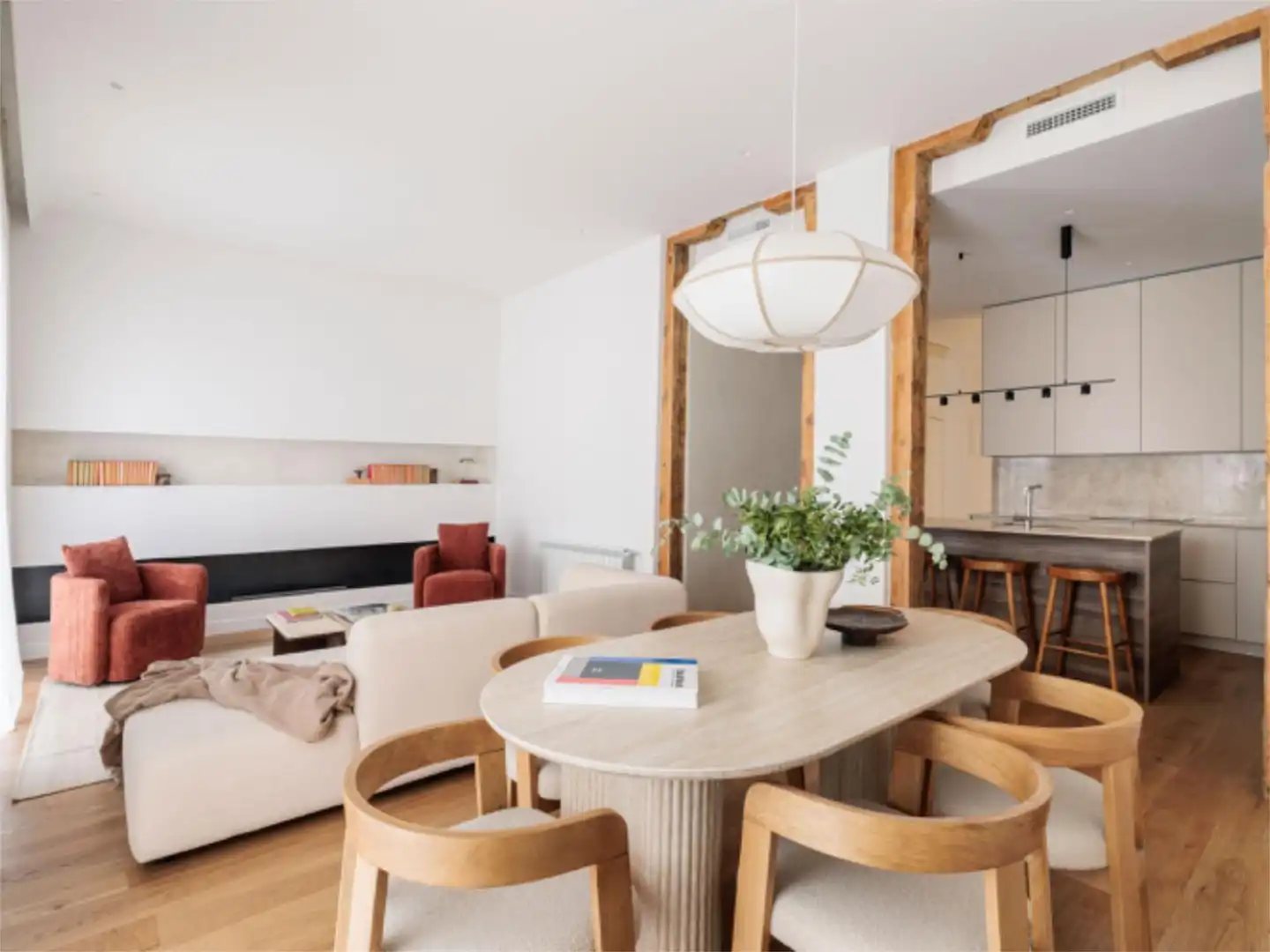 Sala d'estar de Pis en venda en  Madrid Capital amb Aire condicionat i Balcó