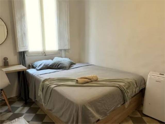 Piso en Venta en Carrer de Vistalegre, 26 en El Raval