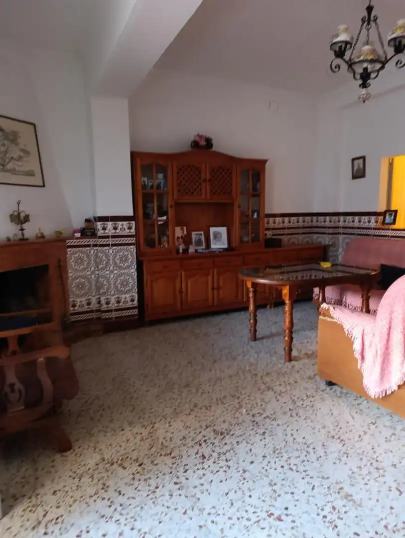 Sala de estar de Casa adosada en venta en Pilas con Aire acondicionado, Terraza y Balcón