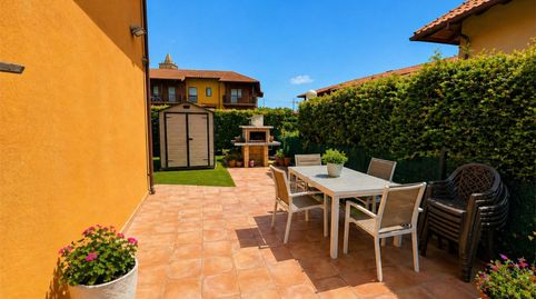 Foto 3 de Casa adosada en venta en Calle Domingo de Villanueva, 187, Ajo, Bareyo