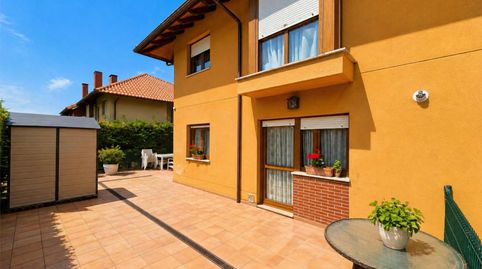 Foto 4 de Casa adosada en venta en Calle Domingo de Villanueva, 187, Ajo, Bareyo