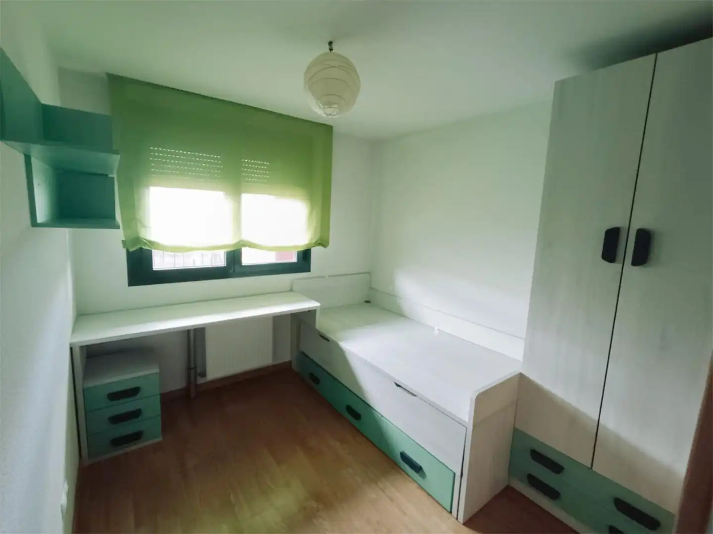 Piso en venta en Calle Los Cuadros, 45, Miramadrid Habitación de Piso en venta en Paracuellos de Jarama con Aire acondicionado y Terraza