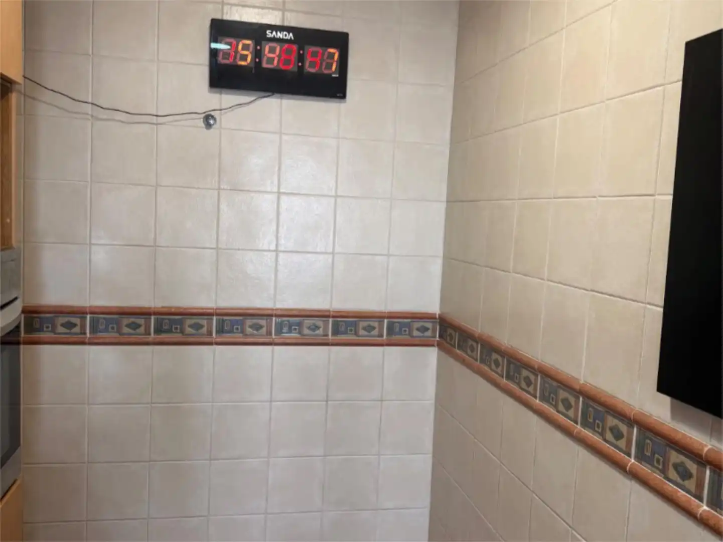 Casa adosada en venda a Calle Acceso Primero Mariano José de Larra, 8, Maracena Bany de Casa adosada en venda en Maracena amb Aire condicionat