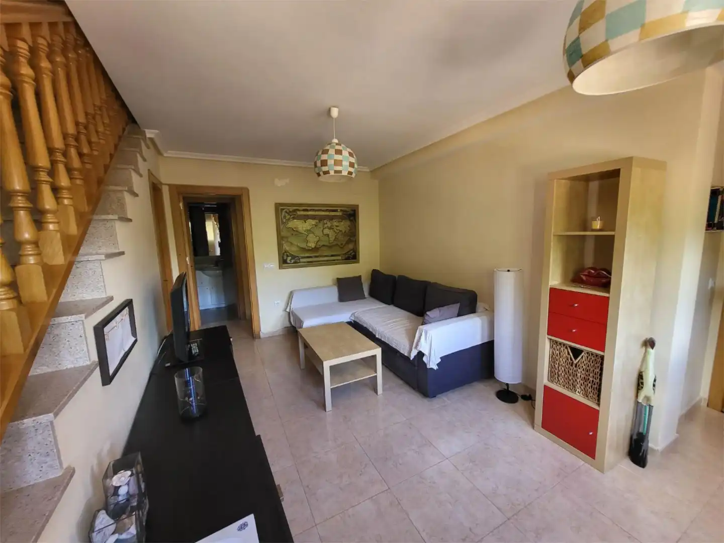 Sala d'estar de Pis en venda en Cuenca Capital amb Calefacció, Traster i Moblat