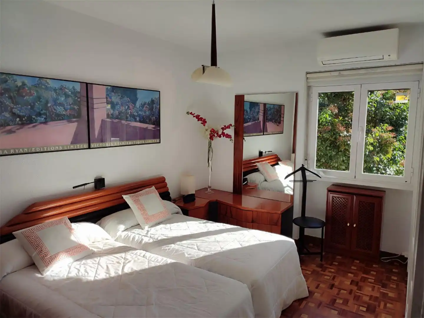 Flat for sale in Calle Santiago Amón, 31, Auditorio Bedroom of Flat for sale in Las Rozas de Madrid with Air Conditioner, Terrace and Swimming Pool