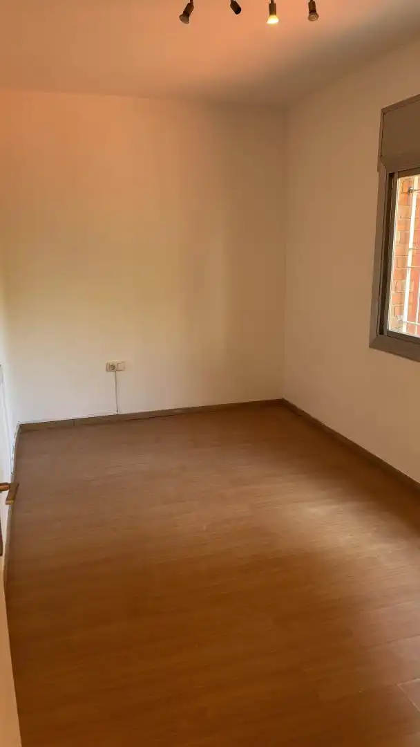 Piso de alquiler en Avinguda de Frederic Rahola, 38, La Font d'en Fargues Habitación de Piso de alquiler en Barcelona con Parquet y Terraza