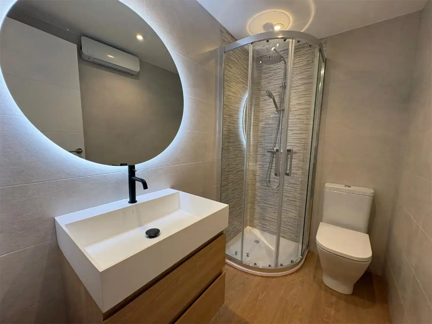 Flat for sale in Calle Mieses, 2, La Cañadilla Bathroom of Flat for sale in Las Rozas de Madrid