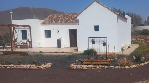 Foto 2 de Casa o chalet en venta en Calle Tamaratilla, 24, Tesejerague, Tuineje
