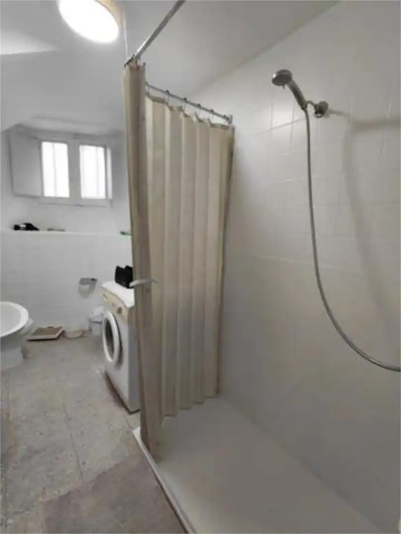 Casa o chalet de alquiler en Monasterio de Rodilla Baño de Casa o chalet de alquiler en Monasterio de Rodilla