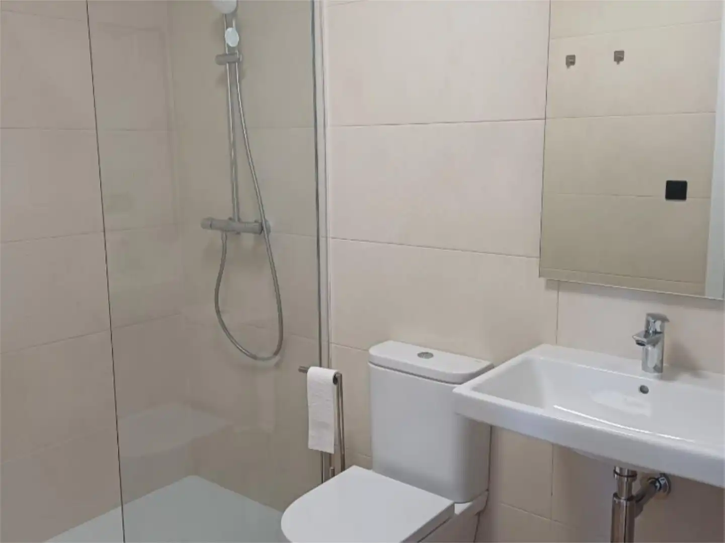 Flat for rent in Calle Montecarmelo 8, 8, La Paz Flat for rent in Calle Montecarmelo 8, 8, La Paz
