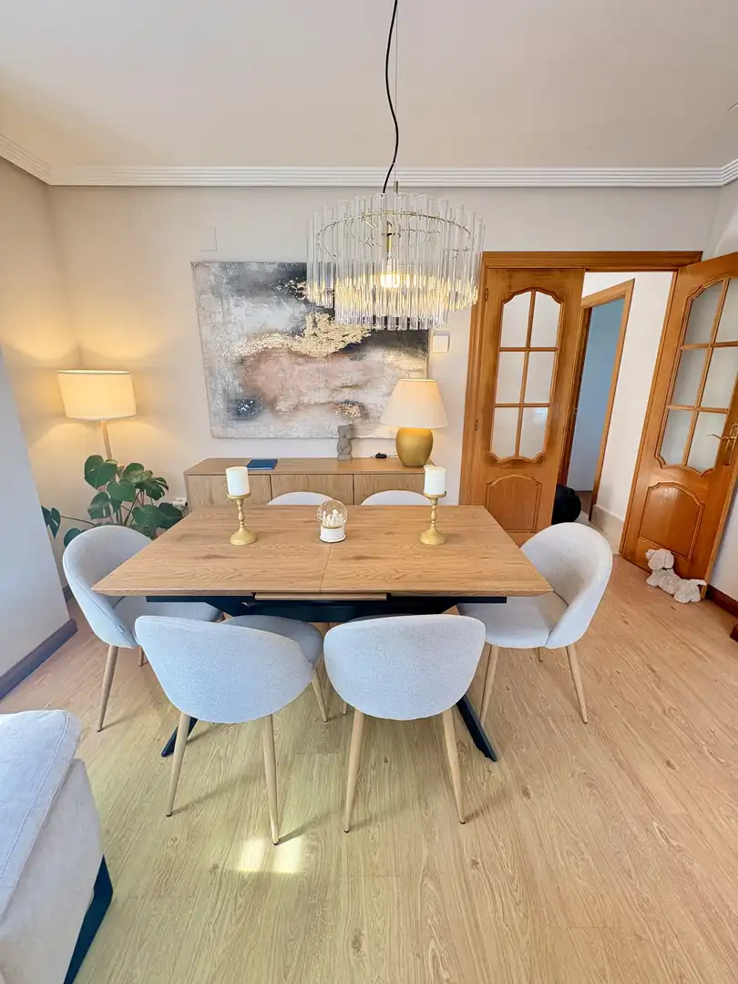 Casa adosada en venta en CA-673, 12, Solórzano Comedor de Casa adosada en venta en Solórzano con Aire acondicionado, Calefacción y Jardín privado