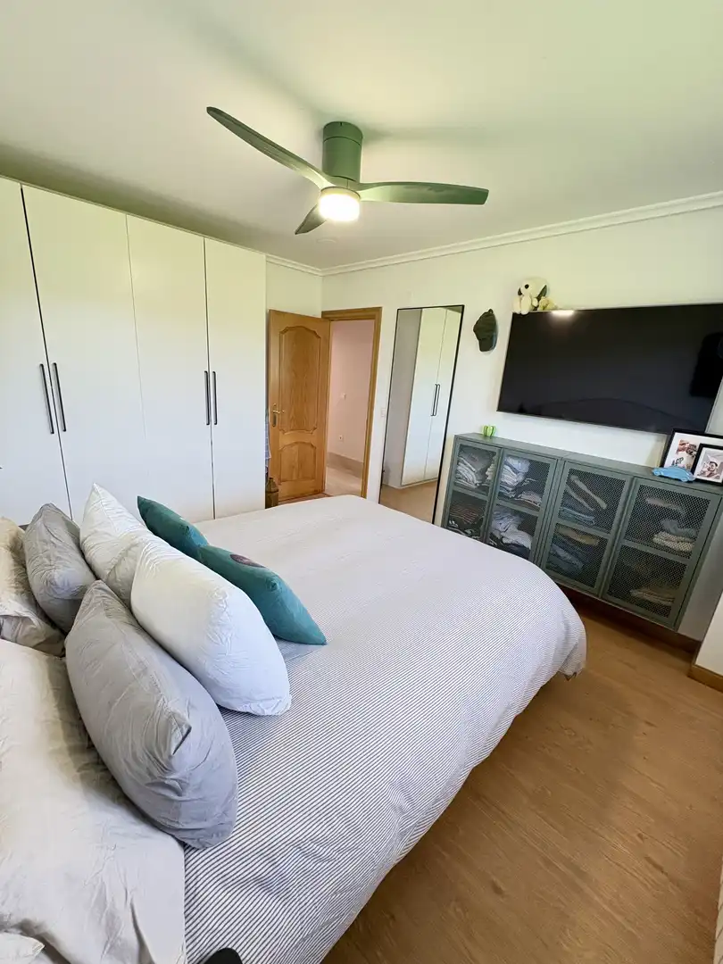 Casa adosada en venta en CA-673, 12, Solórzano Habitación de Casa adosada en venta en Solórzano con Aire acondicionado, Calefacción y Jardín privado