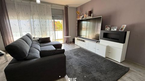 Foto 3 de Piso en venta en Carretera del Prat, 45, Almeda - El Corte Inglés, Cornellà de Llobregat
