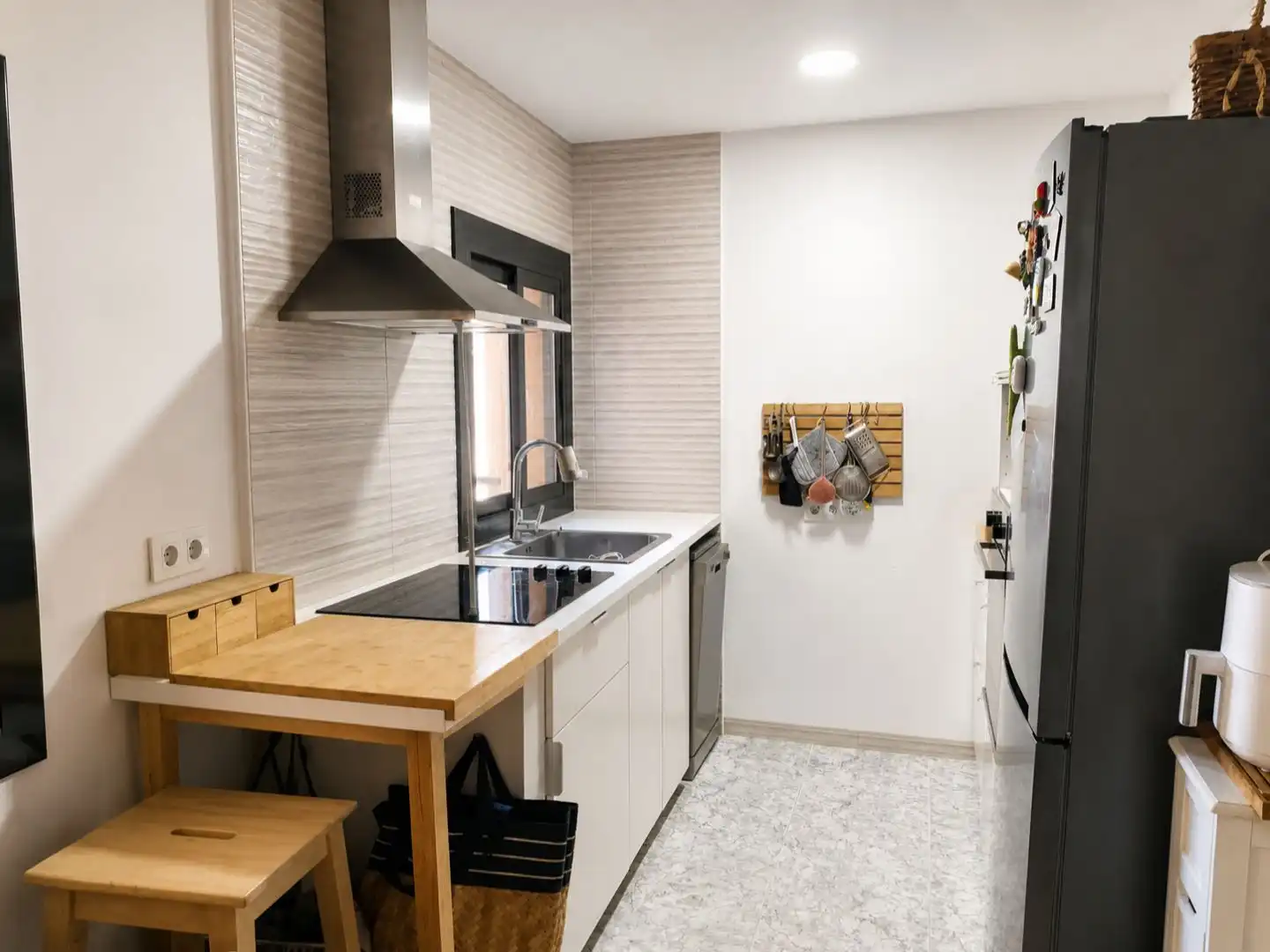Piso en venta en Carrer Baix, 7, Montgat Cocina de Piso en venta en Montgat con Aire acondicionado, Calefacción y Parquet