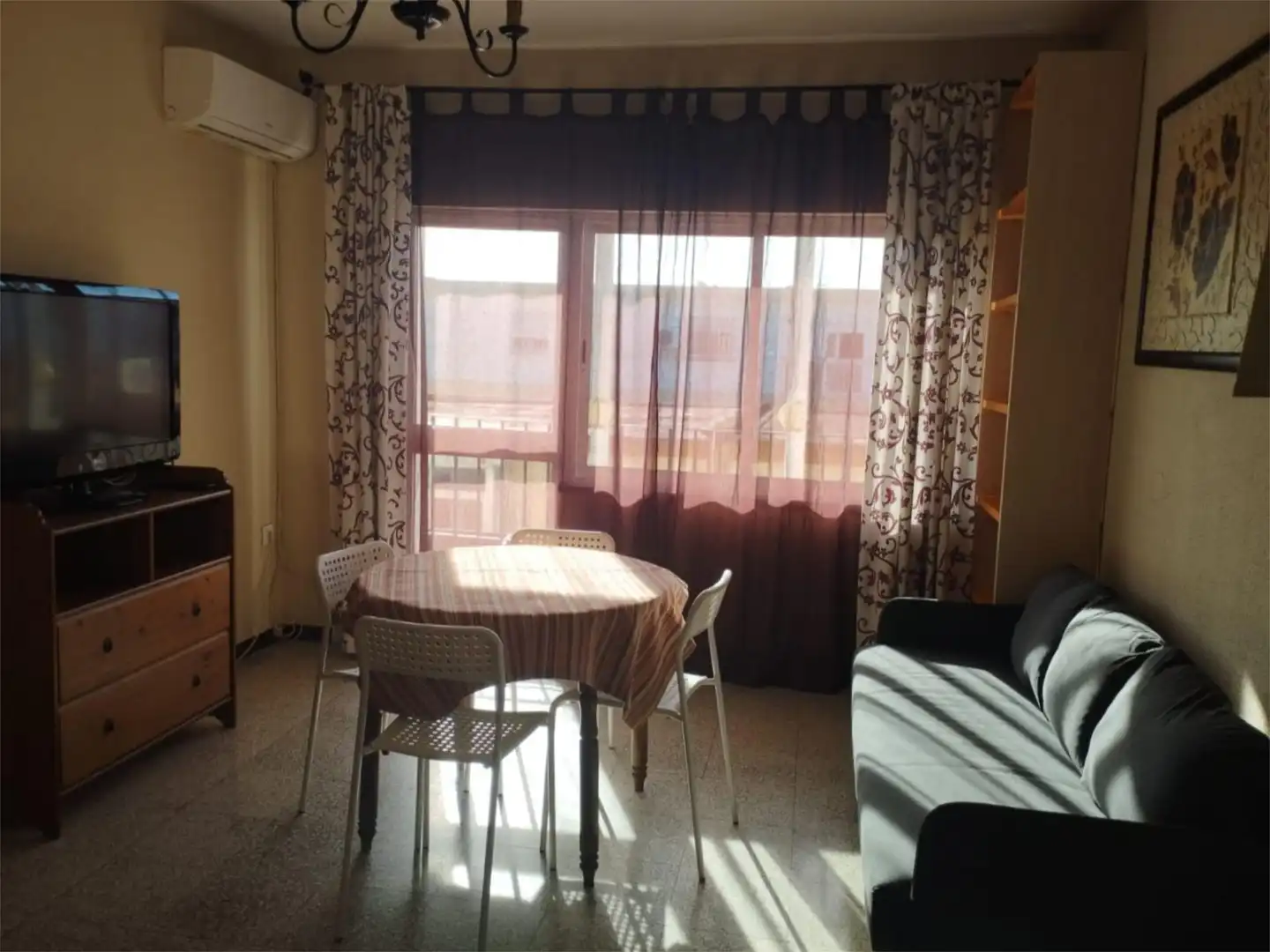 Habitación en Calle Ramón y Cajal, 4, Centro