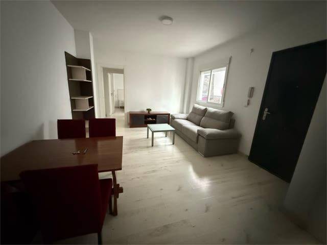 Apartamento en Alquiler en San Ildefonso