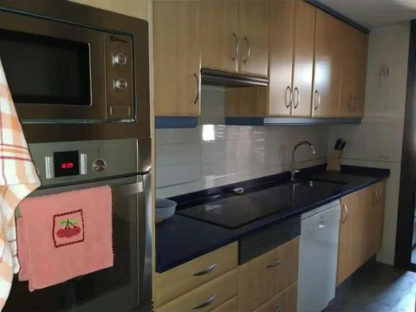Piso en venta en Avenida del Camino de Santiago, 33, Las Tablas Cocina de Piso en venta en Madrid Capital con Aire acondicionado y Piscina