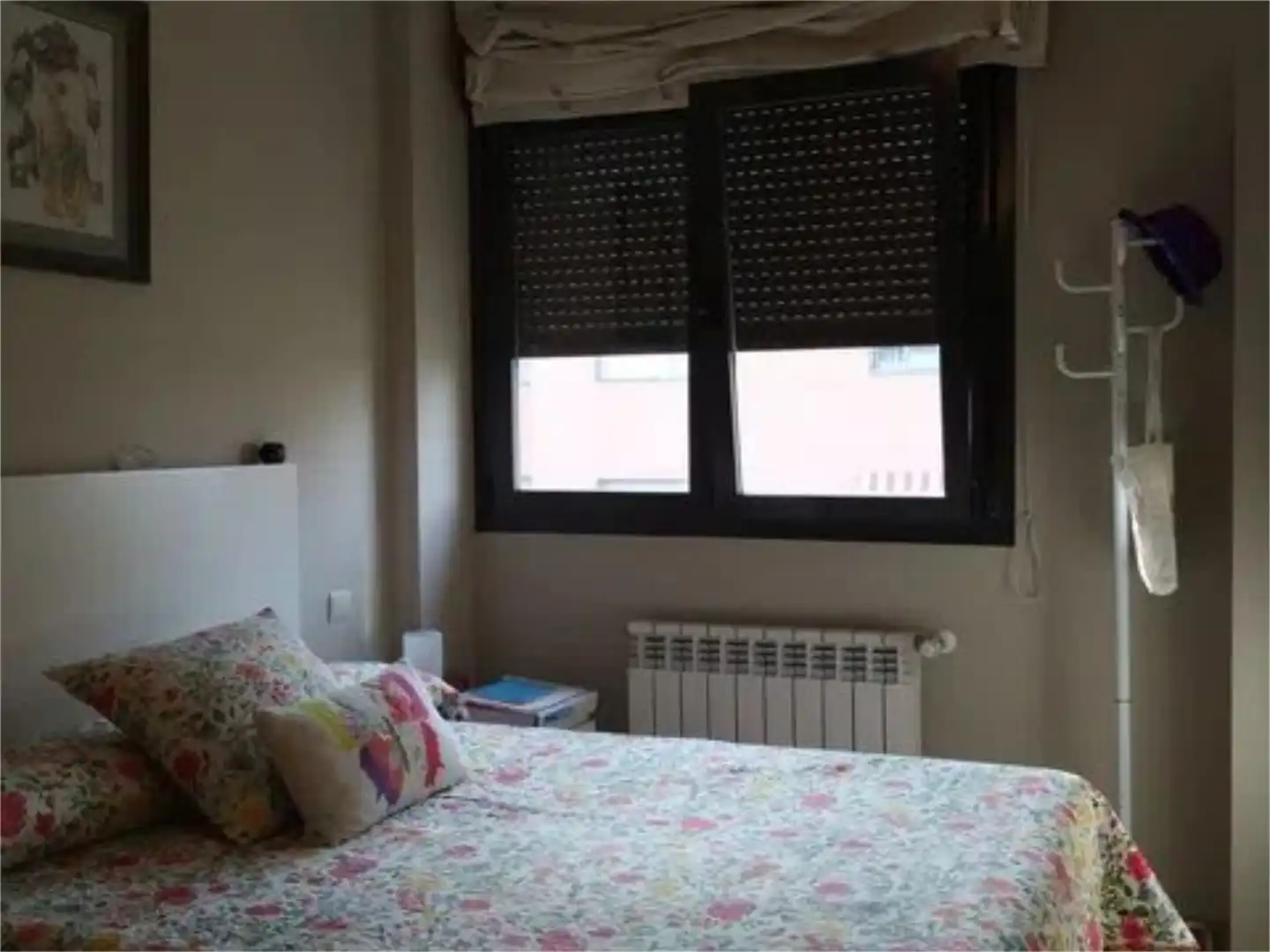 Piso en venta en Avenida del Camino de Santiago, 33, Las Tablas Habitación de Piso en venta en Madrid Capital con Aire acondicionado y Piscina