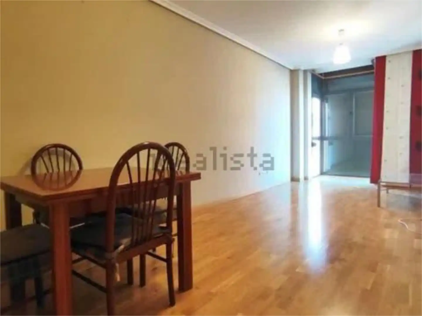 Piso en venta en Avenida del Camino de Santiago, 33, Las Tablas Habitación de Piso en venta en Madrid Capital con Aire acondicionado y Piscina