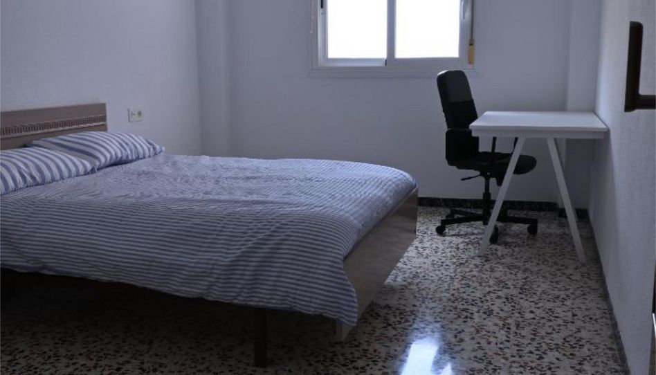 Habitació a Calle Montalbán, 1, Piedras Redondas - Torrecárdenas, Almería Capital - imatge 1 Foto 1 de Habitació a Calle Montalbán, 1, Piedras Redondas - Torrecárdenas, Almería Capital
